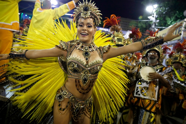 Viaje al carnaval de rio Paquete carnaval