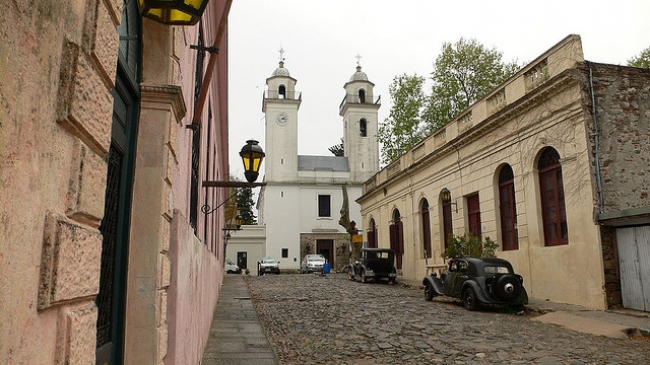 Paquete a Colonia del Sacramento Uruguay 